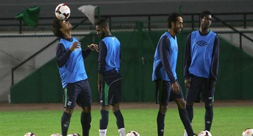 الأهلي يختتم استعداداه للعميد بتدريبات ترفيهية  